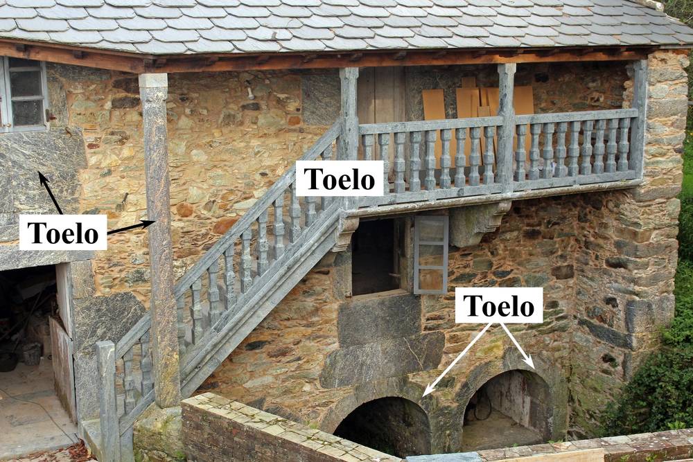 Aspecto de este molino restaurado y con Toelo presente en diferentes elementos constructivos. (Autor: Francisco Canosa Martínez, 2018)  