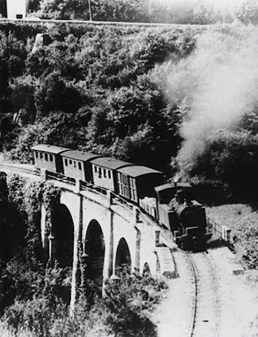 Ferrocarril dende A Pontenova a Ribadeo. Fonte: Turismo A Pontenova
