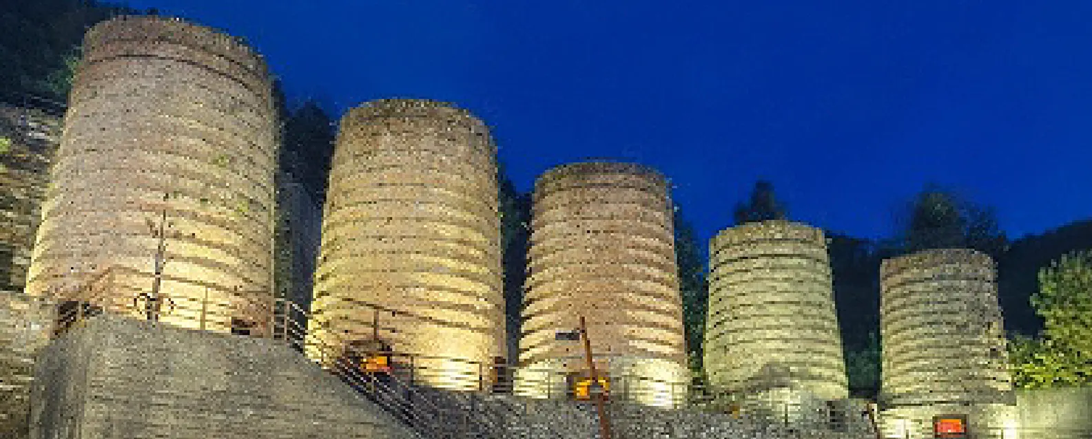 Fornos de Vilaoudriz (A Pontenova). Comparativa entre os anos 20 e na actualidade.